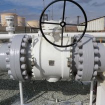 Druga powłoka z materiału Belzona 3411 zastosowana w celu całkowitego osłonięcia kołnierzy